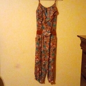 Romper with Elástic Belt. Size L.